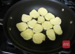 红烧素鸡毛豆的做法图解2