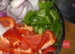 私房菜黑胡椒炒肉的做法图解1