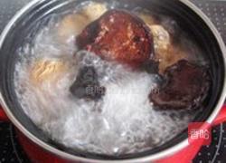 泡发猴头菇的做法图解3