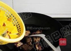 南瓜豆豉炒排骨的做法图解9