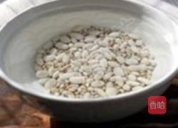 龙骨凤爪养生汤的做法图解2
