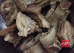 土茯苓牛排汤的做法图解1