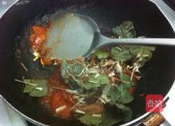 泰式冬阴功金针菇肥牛汤的做法图解4