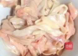 青椒鸭肠的做法图解2