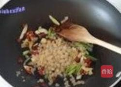酸辣萝卜缨的做法图解3