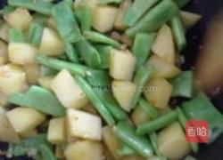 酱焖芸豆土豆的做法图解1