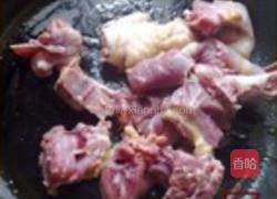 土茯苓绿豆老鸭汤的做法图解7