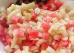 缤纷西瓜粥的做法图解1