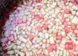 缤纷西瓜粥的做法图解2