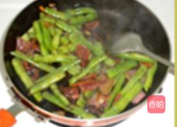扁豆焖饭的做法图解4
