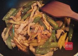 土豆杭椒炒肉条的做法图解8