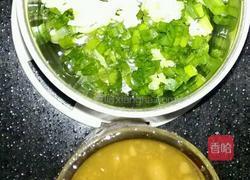 青酱嫩滑白斩鸡的做法图解4