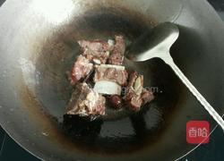 藕闷牛排的做法图解3