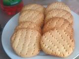 牛奶饼干