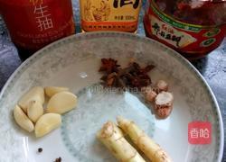土豆烧排骨的做法图解2