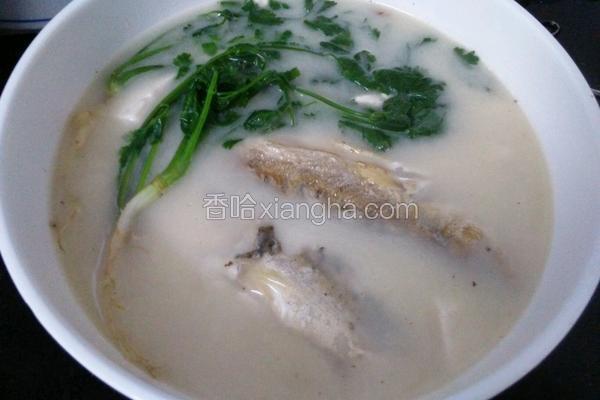 小芦鱼豆腐汤