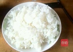 自制扬州炒饭的做法图解1