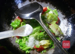 番茄炒牛心菜的做法图解7