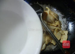 香干炒平菇的做法图解10
