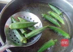 秋葵炒虾仁的做法图解2