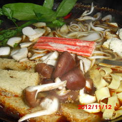 酸菜麻辣火锅的做法[图]