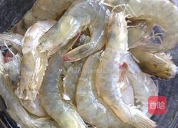 黑胡椒蒜泥烤虾的做法图解2