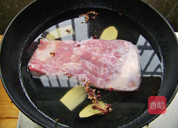 香干回锅肉的做法图解1