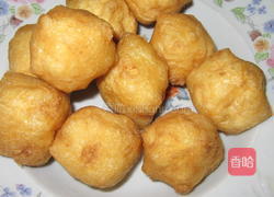 油豆腐炒鱼丸的做法图解2