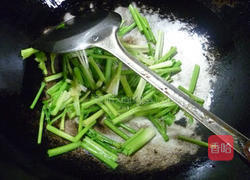 芹菜炒香干的做法图解3