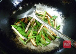 芹菜炒香干的做法图解9