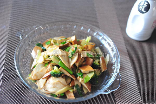 杏鲍菇炒香干