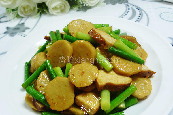 香干蒜薹炒鱼丸
