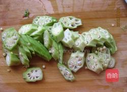 秋葵炒虾的做法图解2