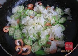 秋葵炒虾的做法图解7