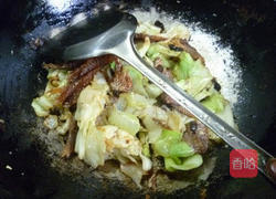 豆豉鲮鱼炒包心菜的做法图解9