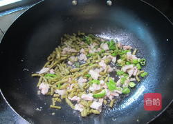 咸豆角炒肉的做法图解3