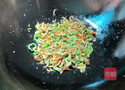 咸豆角炒米虾的做法图解7