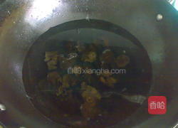 虫草云耳香菜饺的做法图解2