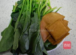 香干拌菠菜的做法图解1