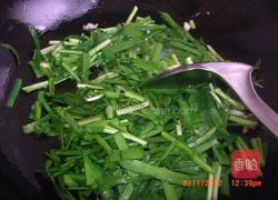 蟹肉炒鸡蛋的做法图解7