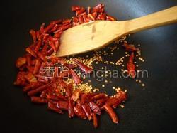 自己怎么做麻辣萝卜干 MjUwX2MxXzA