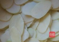 煎土豆片的做法图解1
