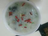 鸡肉皮蛋粥