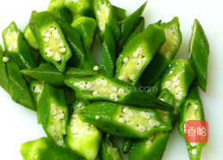 梅子酱渍番茄秋葵的做法图解5