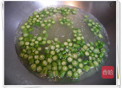 凉拌秋葵的做法图解3