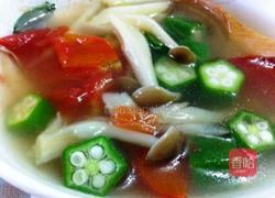 番茄营养菇汤的做法图解3