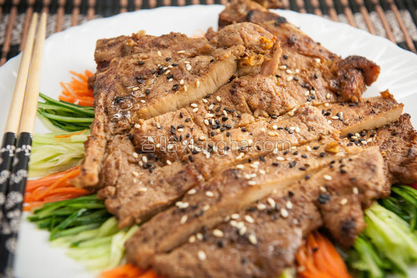 香煎排骨的做法_香煎排骨的做法大全_香煎排骨的家常做法怎么做好吃 - 香哈网