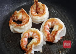 干煎明虾的做法图解3