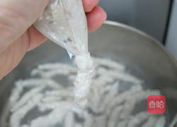 沙茶鱼面的做法图解1
