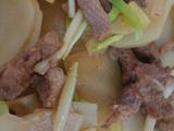 土豆片炒瘦肉